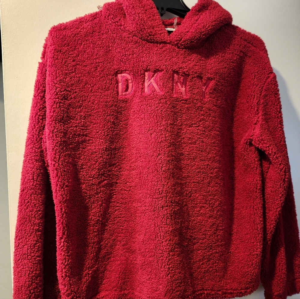 NWT SHERPA HOODED JACKET SIZE LARGE BY DKNY